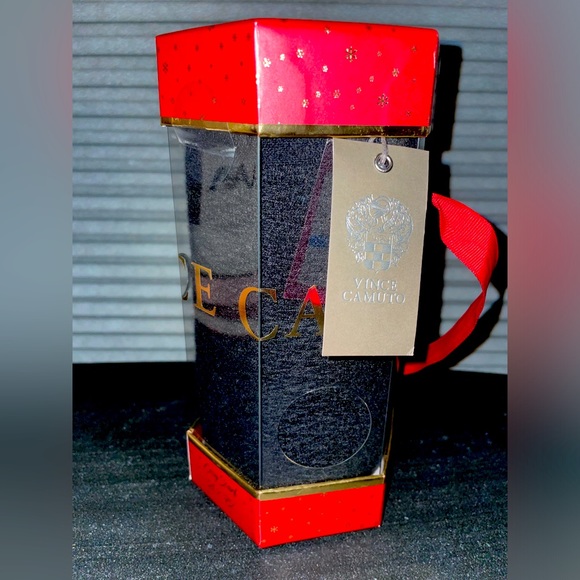 NWT Vince Camuto 21” X 72” Black Scarf - Picture 1 of 3